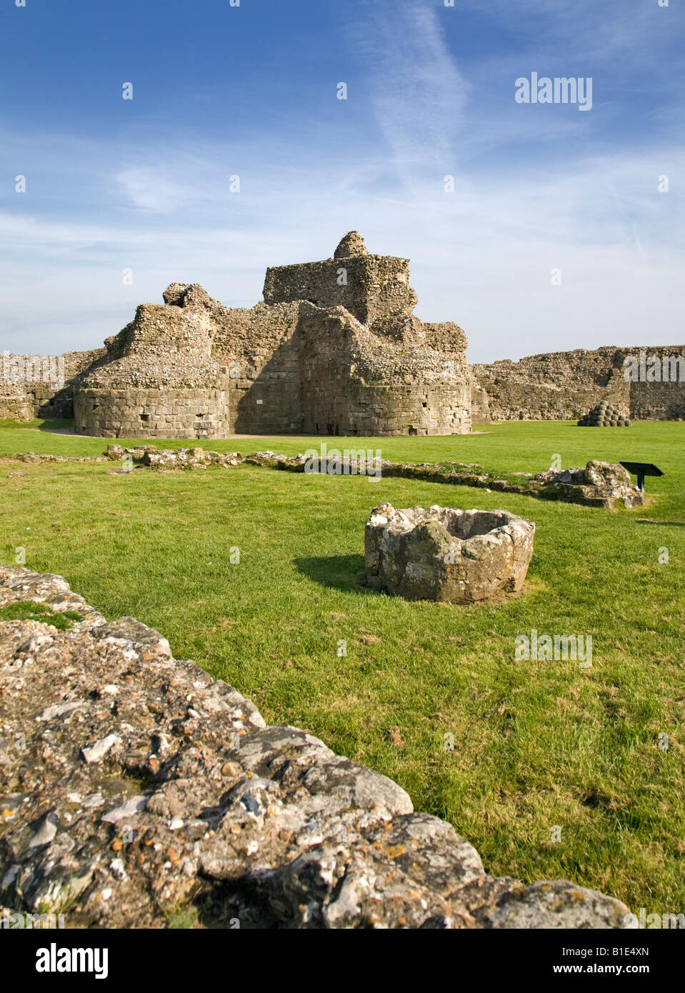 Il Castello di Pevensey rovine, East Sussex, Inghilterra Foto Stock