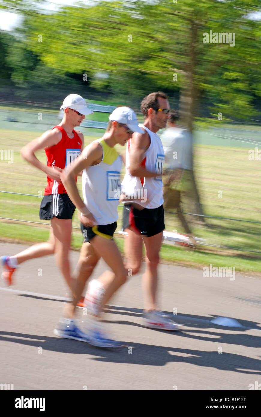 Gara internazionale di corsa a piedi a Leamington Spa, Regno Unito Foto Stock