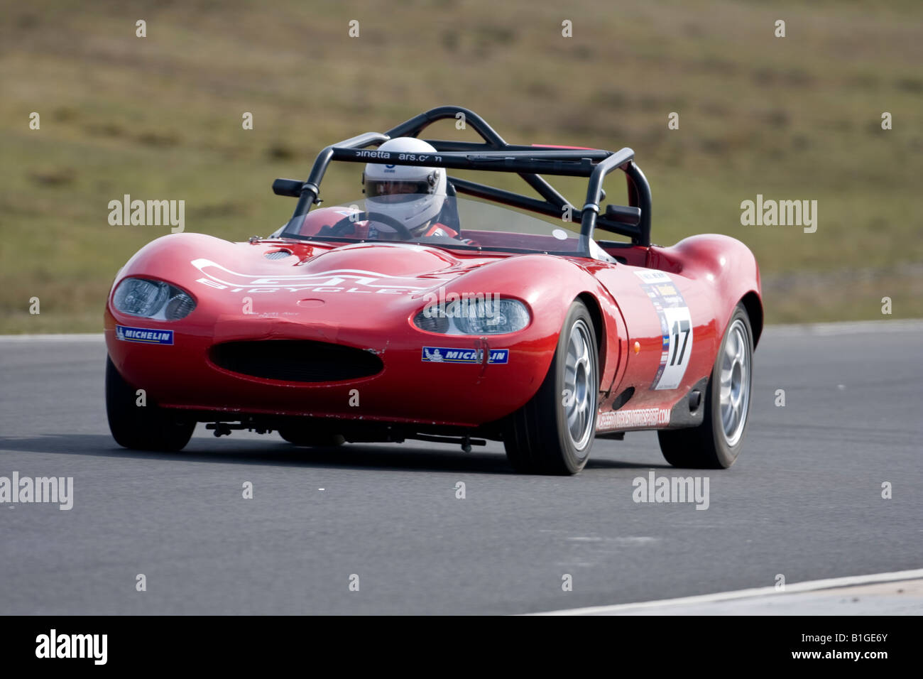 Neil Merry la guida G20 in Ginetta Campionato 2008 gara Knockhill Fife Scozia Scotland Foto Stock
