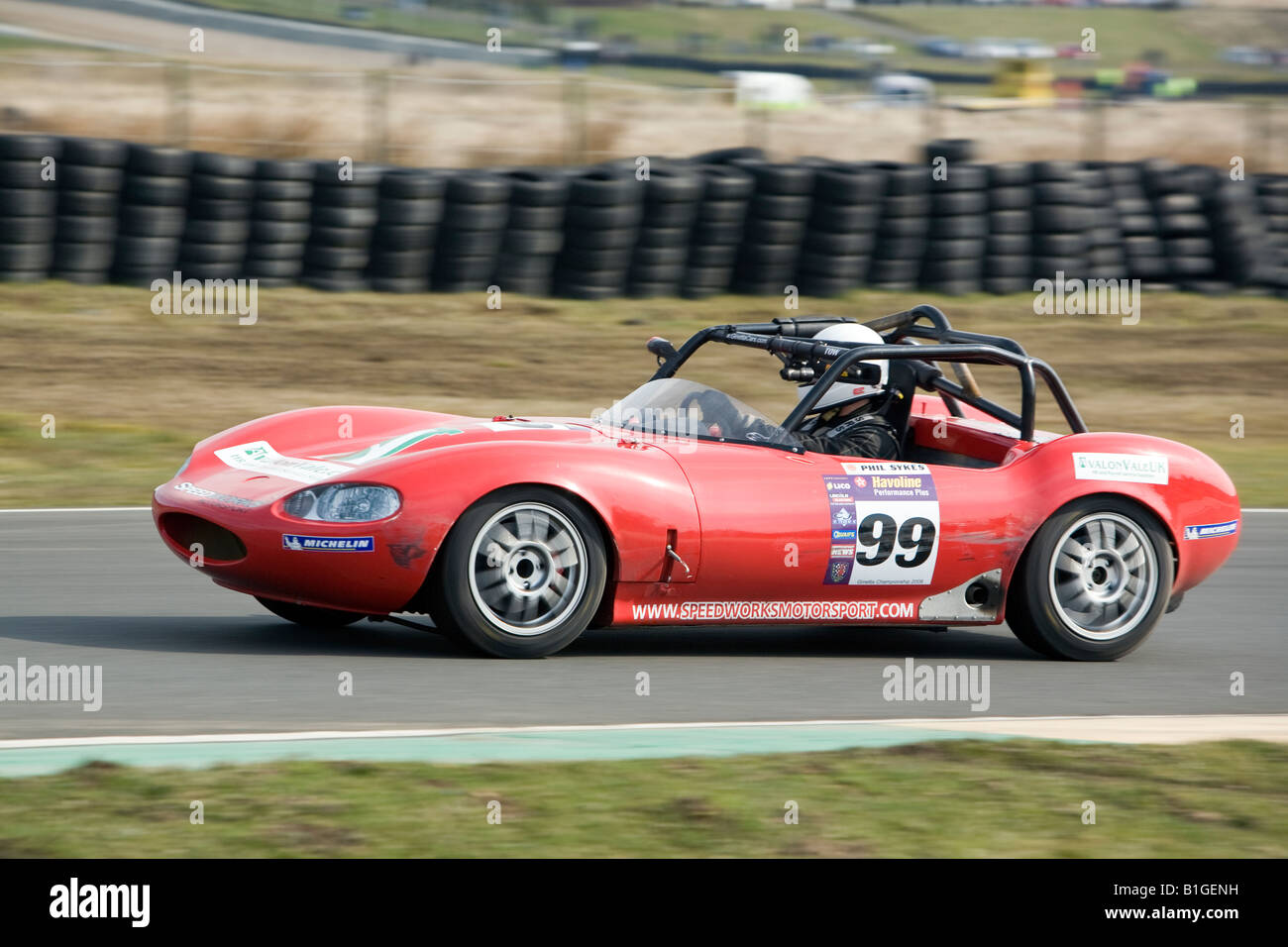 Phil Sykes la guida G20 in Ginetta Campionato 2008 gara Knockhill Fife Scozia Scotland Foto Stock