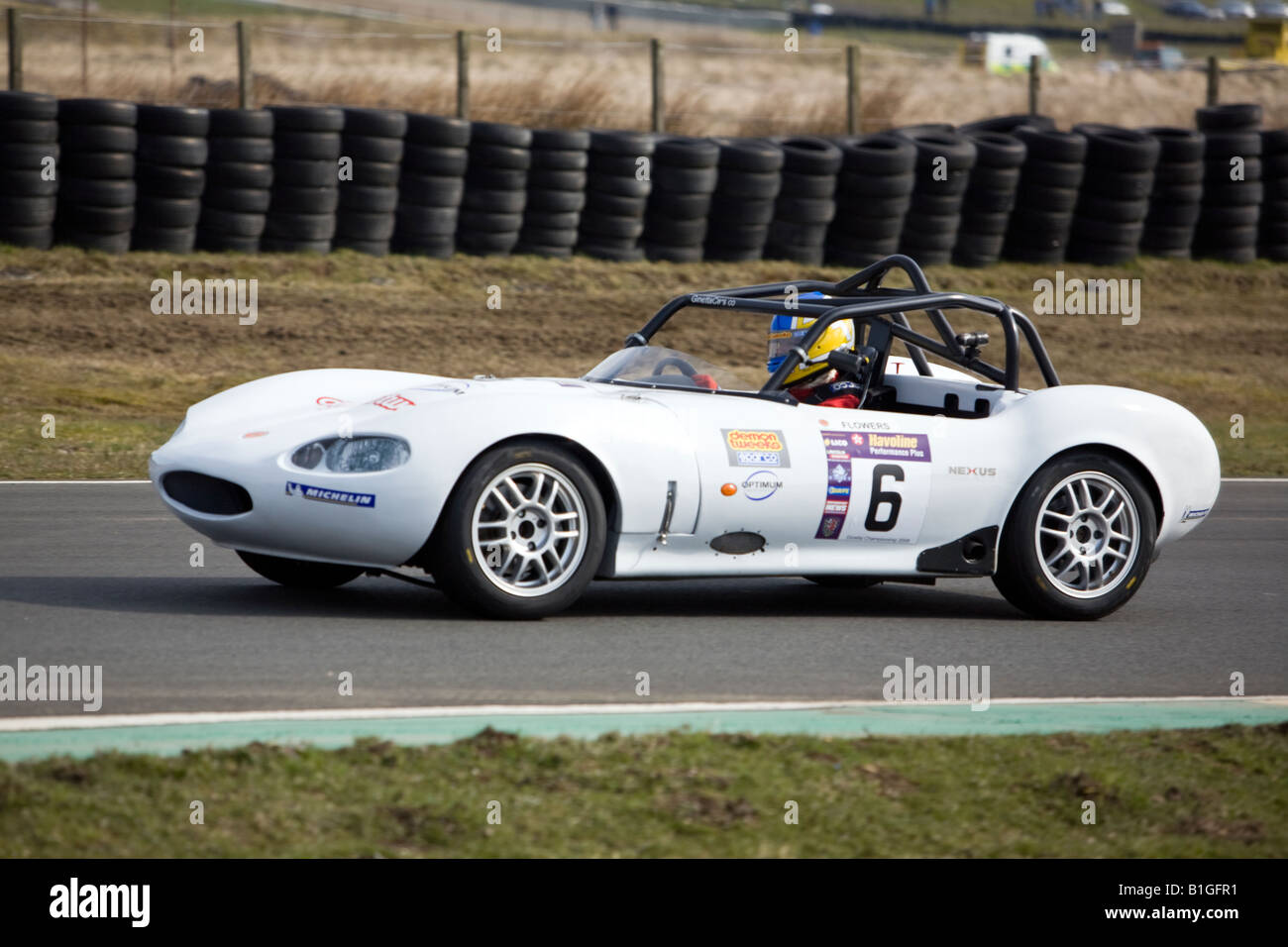 Matt fiori la guida G20 in Ginetta Campionato 2008 gara Knockhill Fife Scozia Scotland Foto Stock