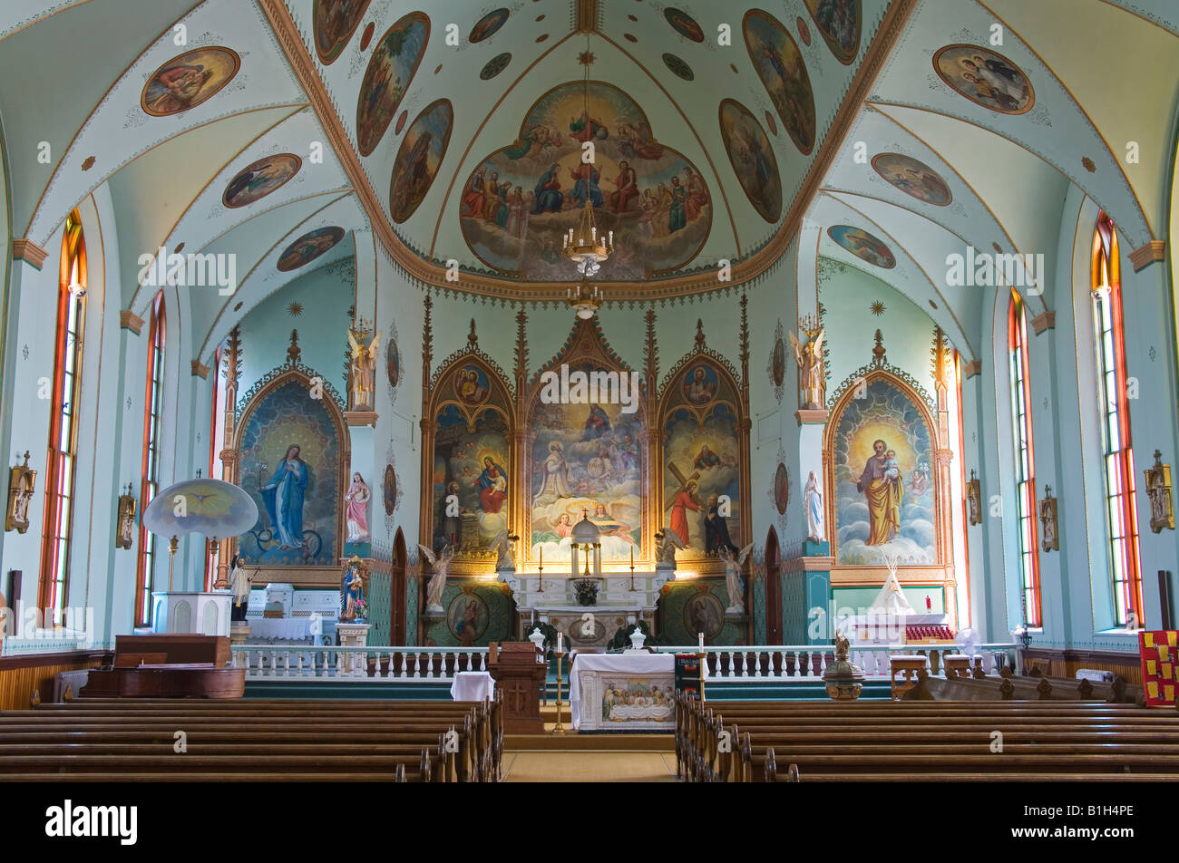 Interno di una chiesa, Sant Ignazio Missione, Sant Ignazio, Regione di Missoula, Montana, USA Foto Stock