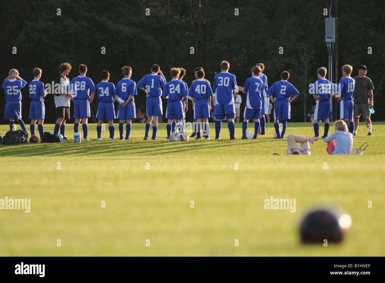 Squadra di calcio sull'erba. Foto Stock