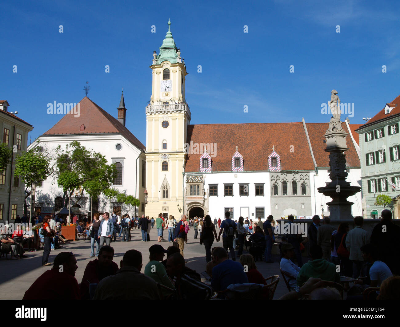 Il vecchio municipio e la piazza principale di Bratislava, Slovacchia, Bratislava Foto Stock