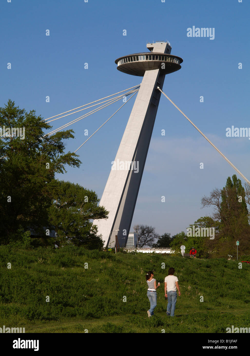 Ristorante UFO sul ponte Novy più, Slovacchia, Bratislava Foto Stock