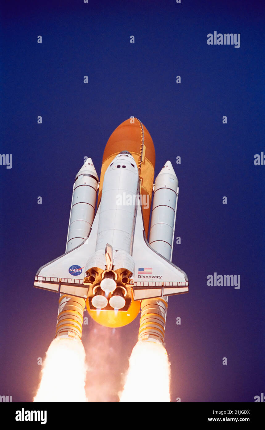Lo Space Shuttle Discovery sollevare Foto Stock