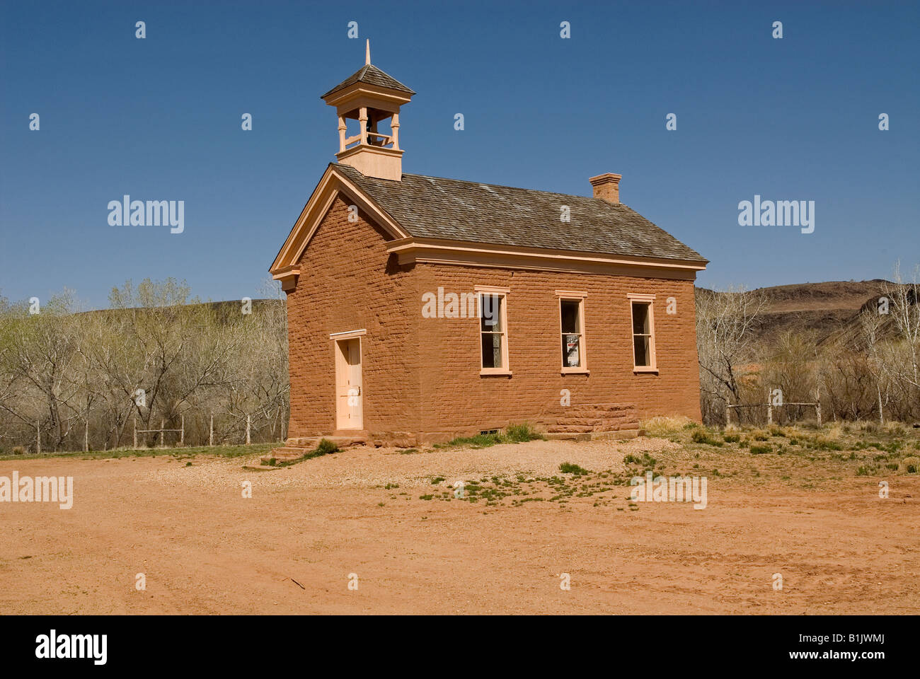 Chiesa deserta/school house, storico Grafton città fantasma, vicino al Parco Nazionale di Zion, Utah, Stati Uniti d'America. Foto Stock