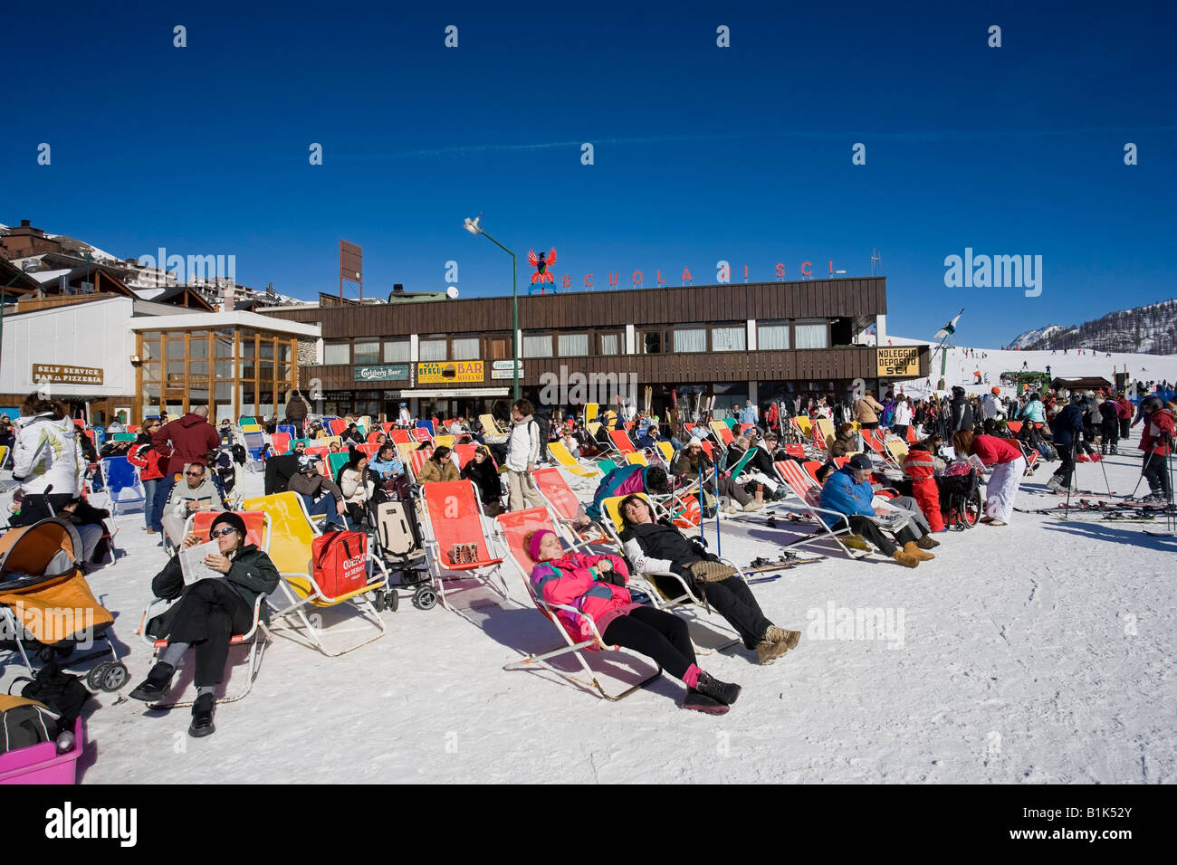 Sestriere Ski Resort Sito di Giochi Olimpici Invernali Torino Provincia Piemonte Italia Foto Stock