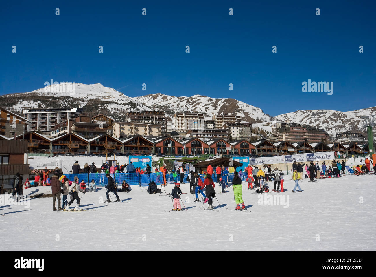 Sestriere Ski Resort Sito di Giochi Olimpici Invernali Torino Provincia Piemonte Italia Foto Stock