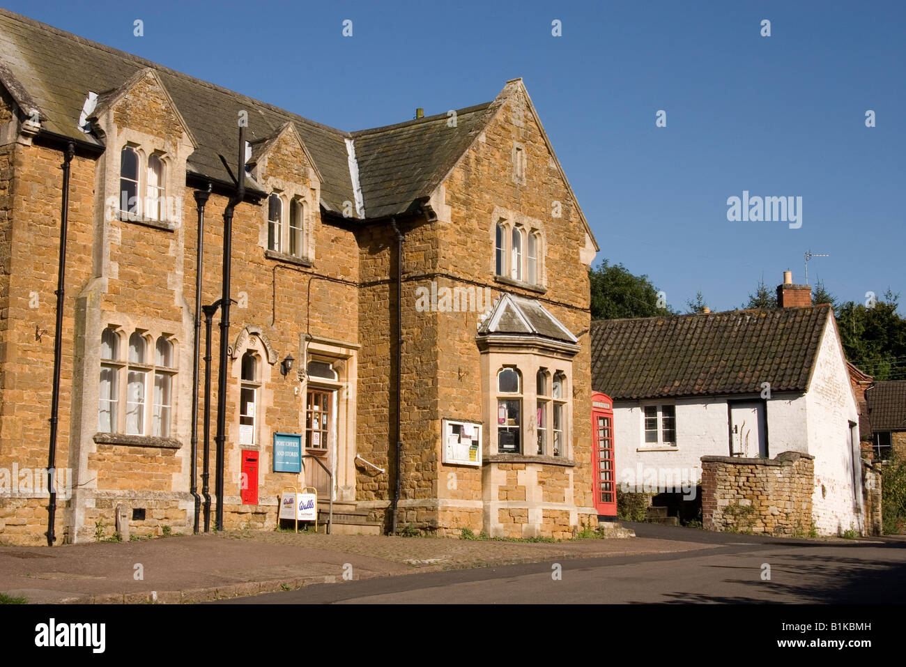 L ufficio postale Knipton nella valle di Belvoir Foto Stock