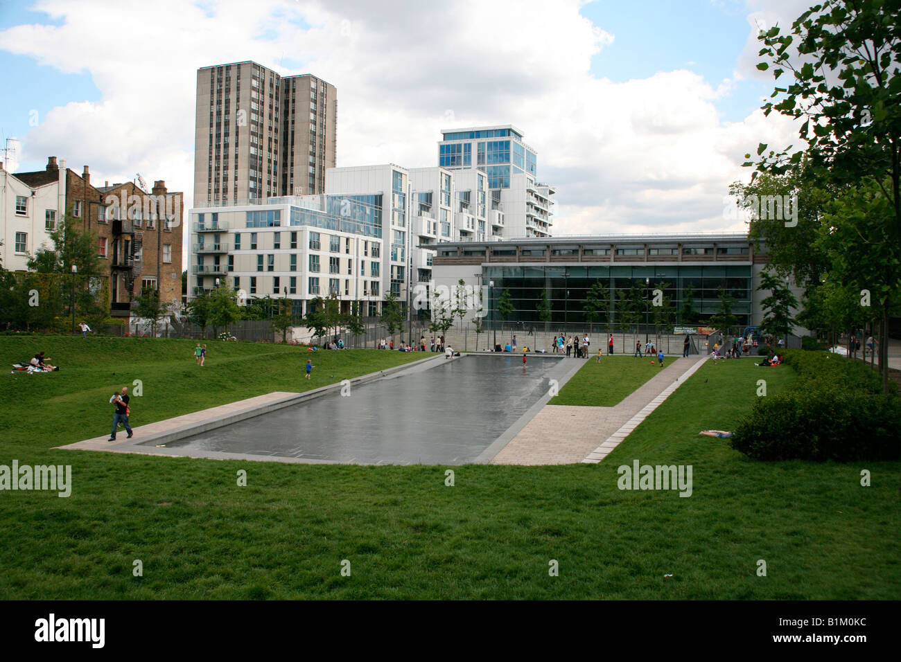 Riqualificazione presso Swiss Cottage, Londra Foto Stock