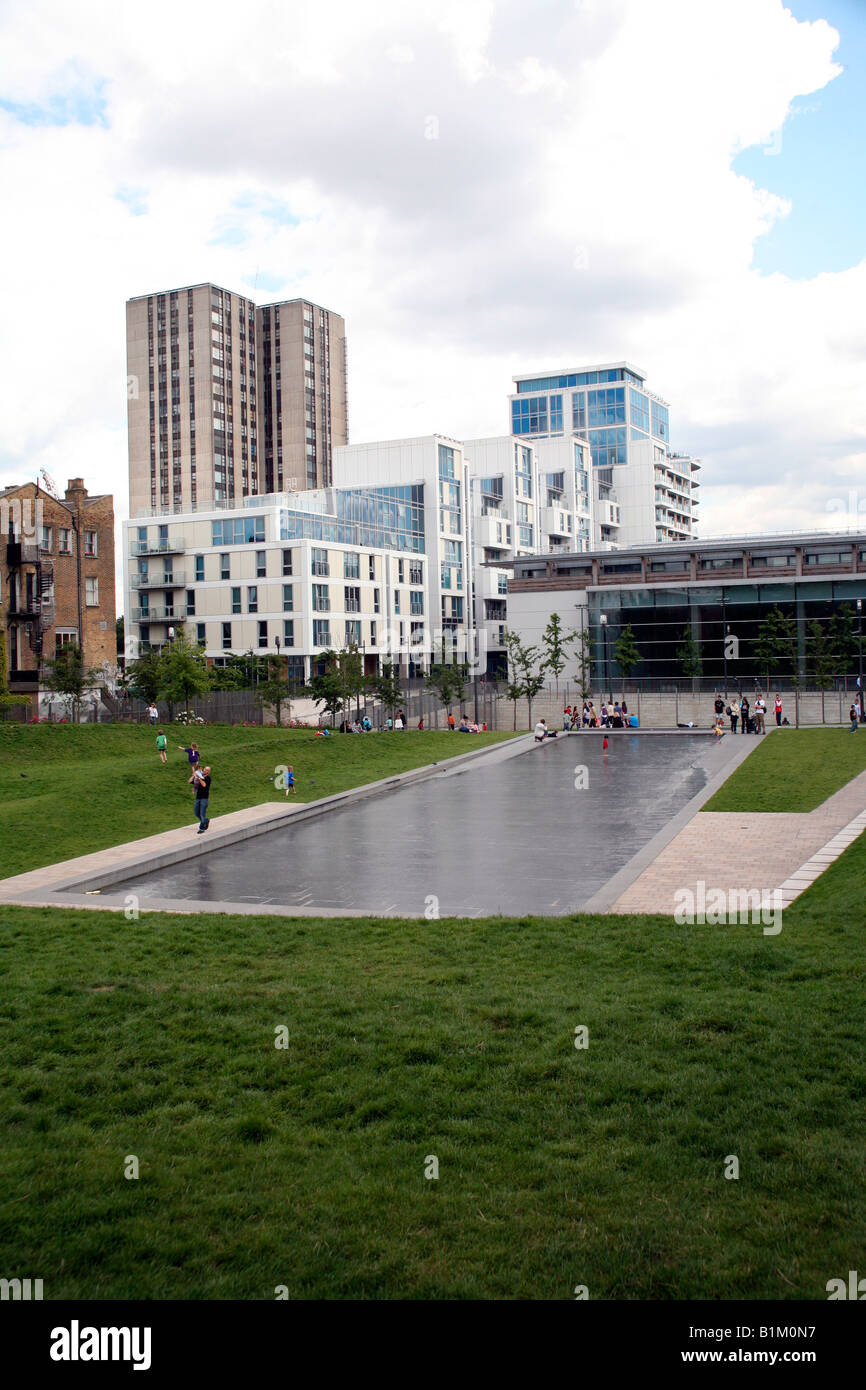 Riqualificazione del parco e presso Swiss Cottage, Londra Foto Stock
