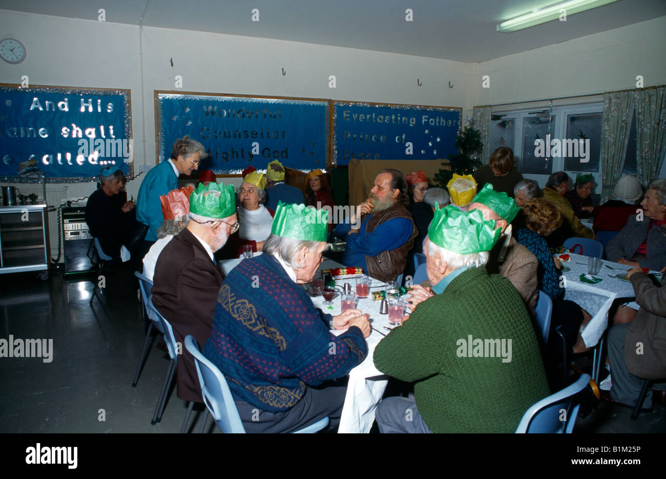 Esercito della salvezza Surrey Cena di Natale a Soup Kitchen Foto Stock