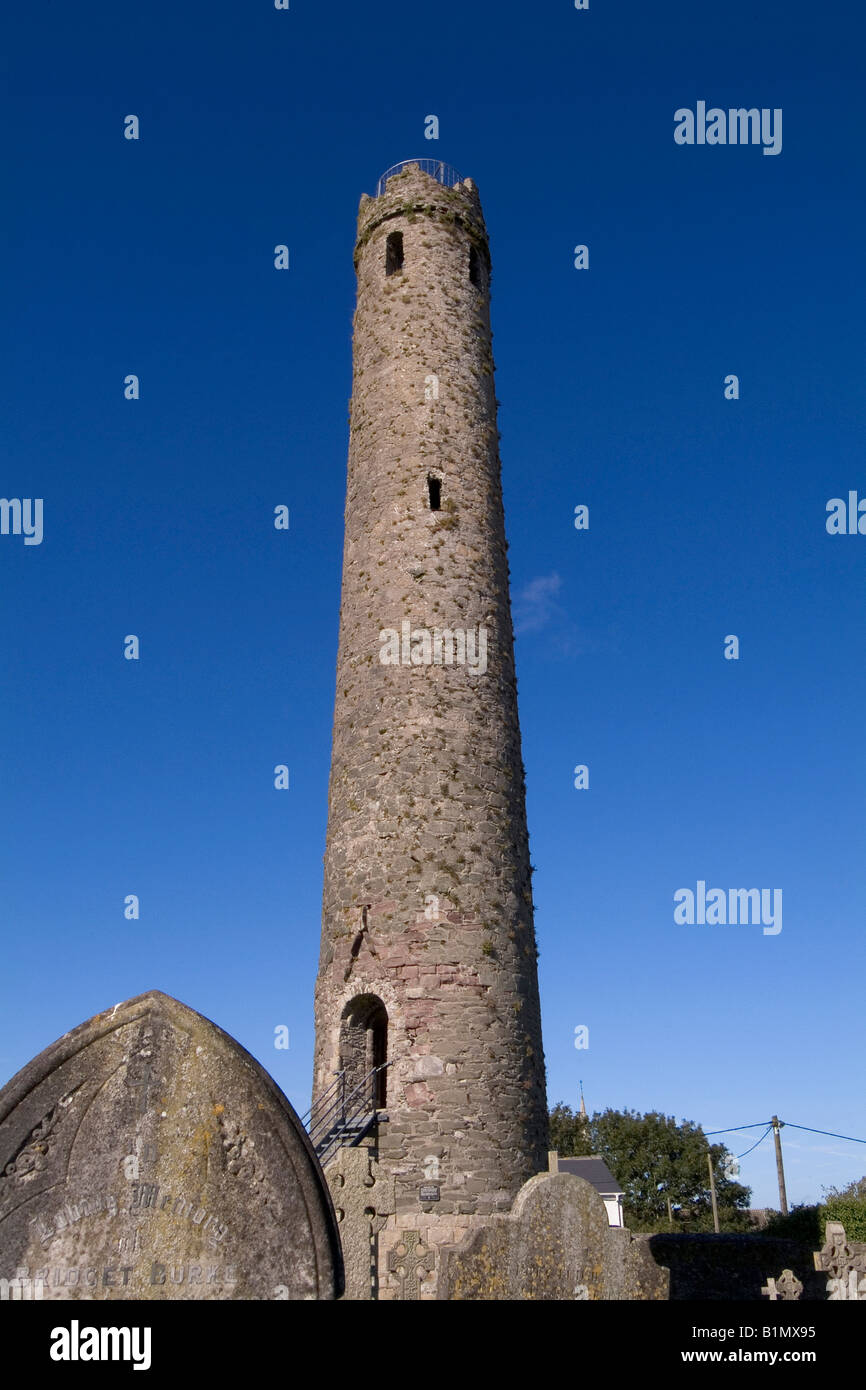 Kildare torre rotonda nella contea di Kildare Irlanda Foto Stock