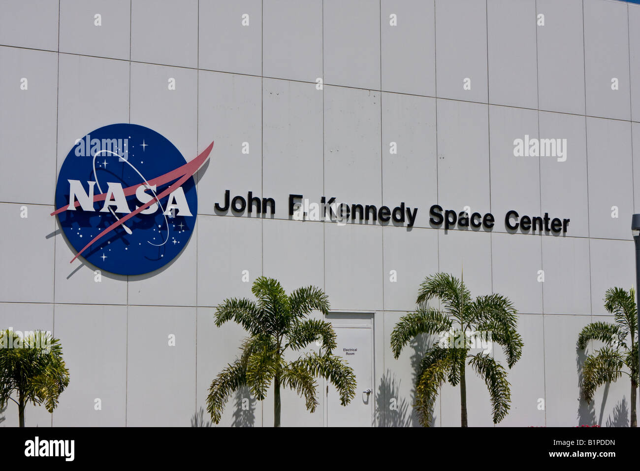 Visitatori segno di benvenuto presso la John F Kennedy Space Center di Cape Canaveral Florida USA Foto Stock