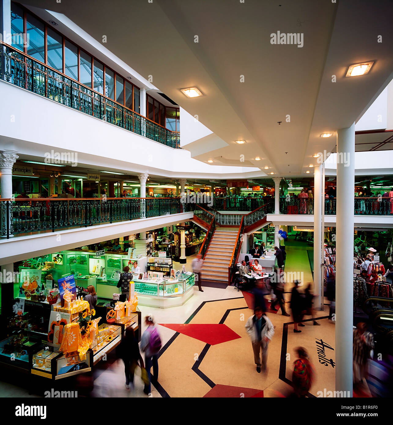 Centro storico di Dublino, Arnotts Henry Street, Dublin, Irlanda Foto Stock