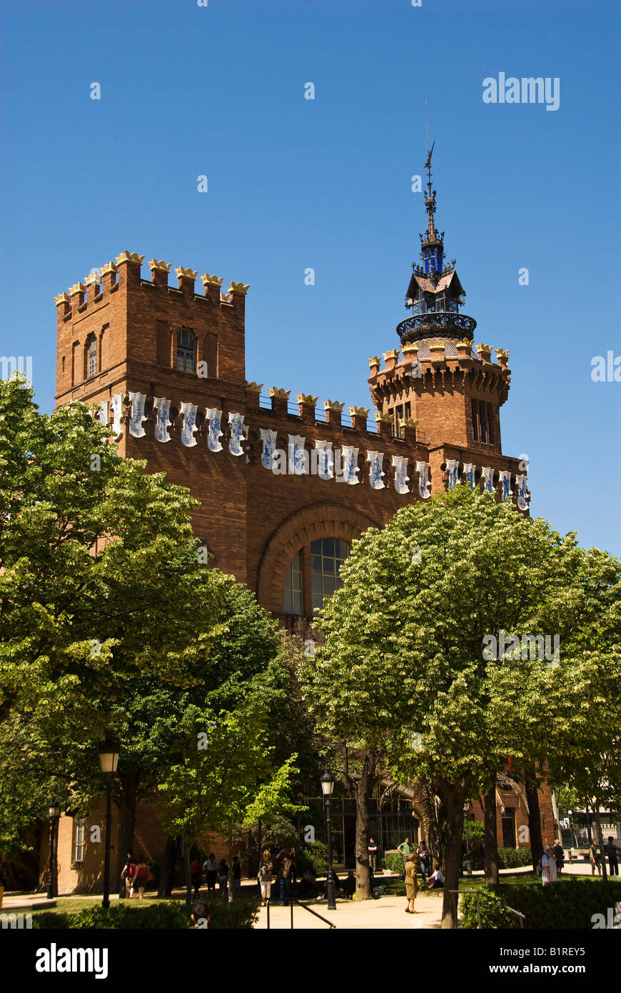 Castillo Tres Dragones edificio ospita il museo zoologico nel Parc de la Ciutadella, Barcellona, Spagna, Europa Foto Stock