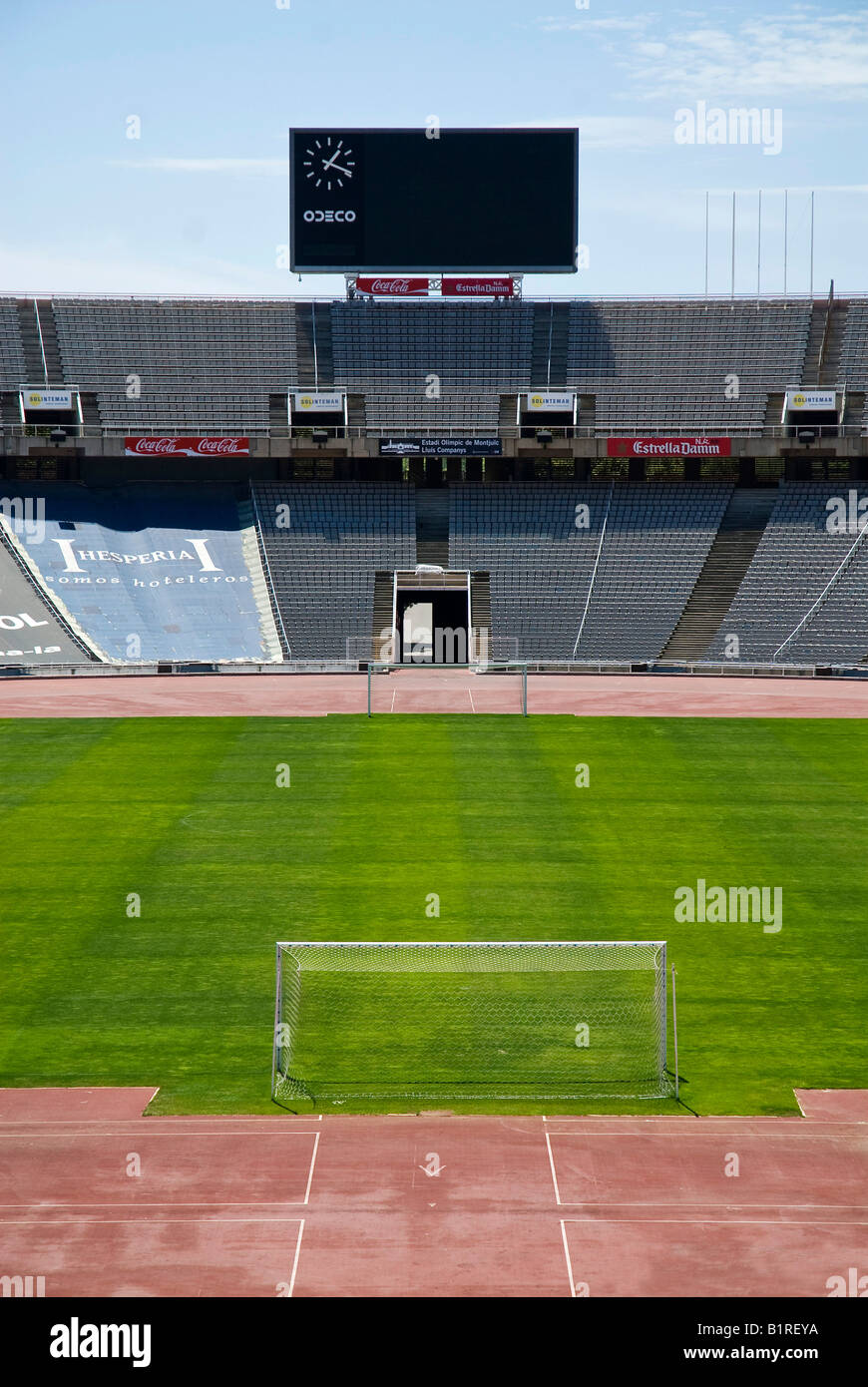 Stadio Olimpico Estadi Olímpic Lluís Companys, precedentemente noto come Estadi Olímpic de Montjuïc, sul promontorio di Montjuïc, Barcellona, S Foto Stock