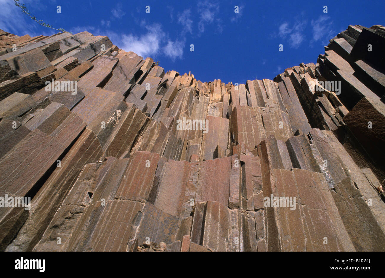Colonne di basalto nella forma se organo a canne, Twyfelfontein, Damaraland, Namibia, Africa Foto Stock