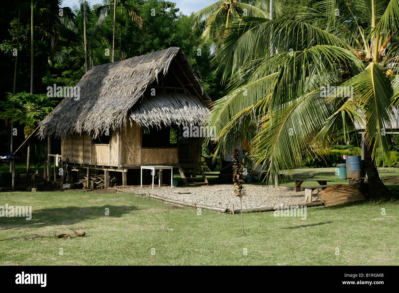 Stilt house, Biliau, Papua Nuova Guinea, Melanesia Foto Stock