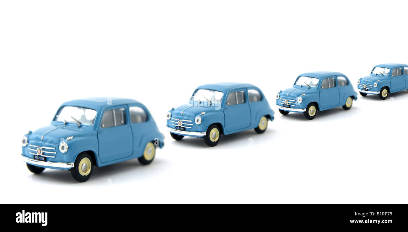 Quattro vecchie auto blu Foto Stock