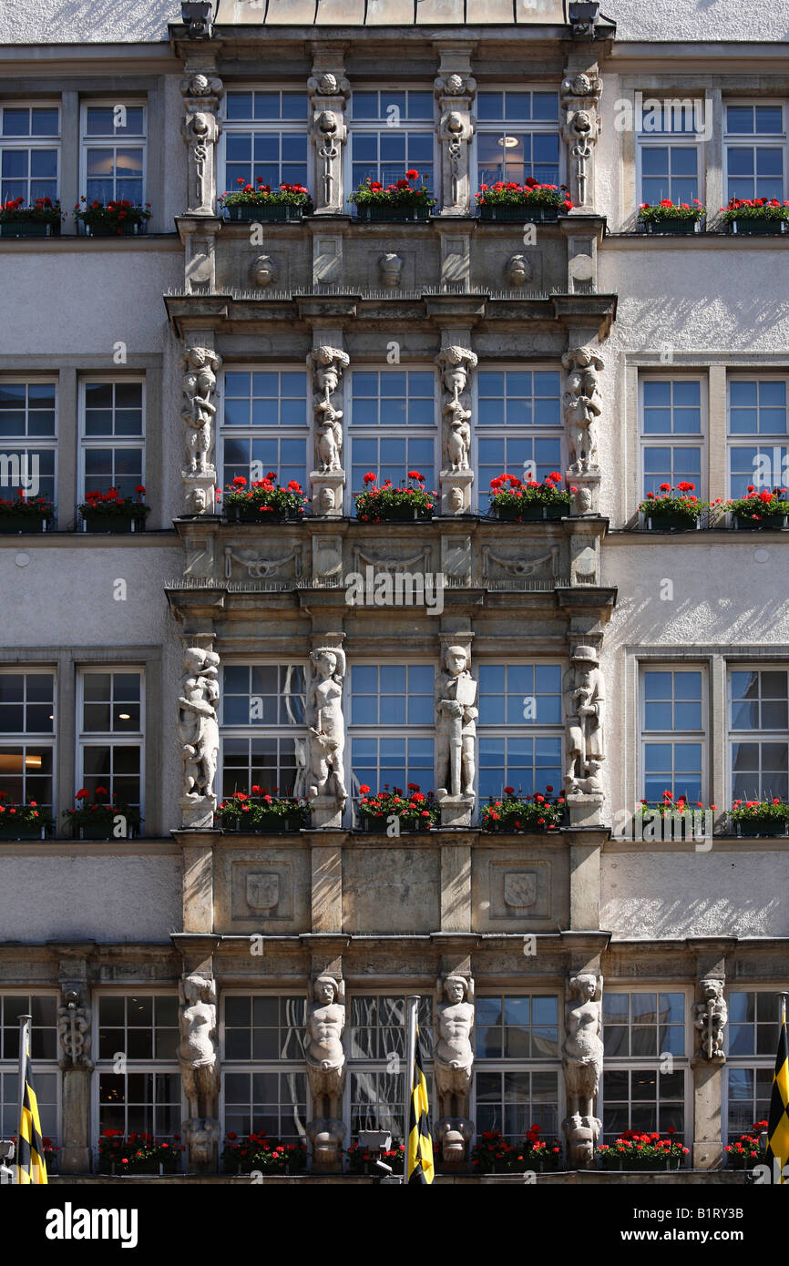 Housefront, Kaufingerstrasse 28, il centro storico di Monaco di Baviera, Baviera, Germania, Europa Foto Stock