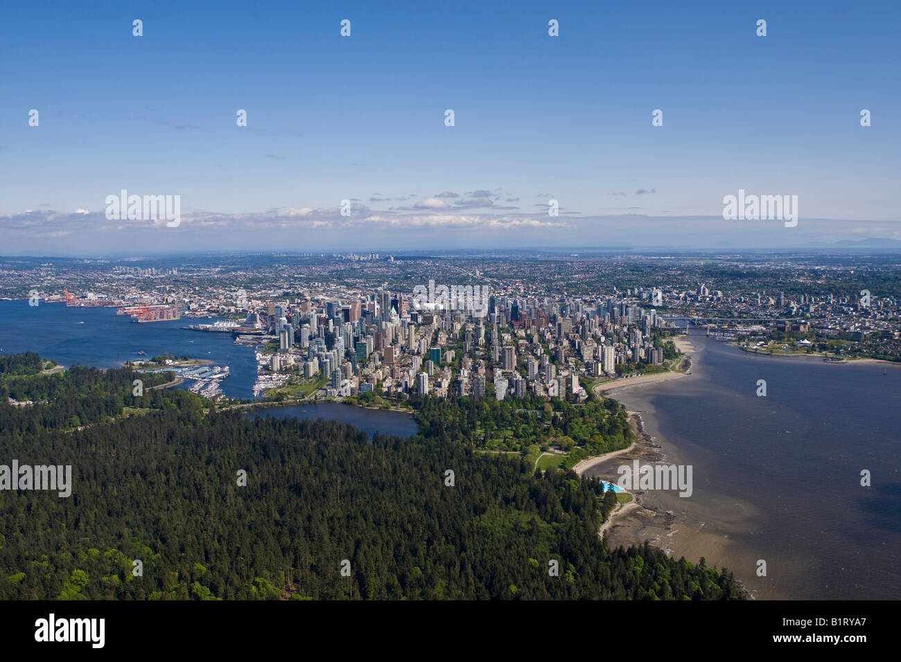 Stanley Park, Coral Harbour e dello skyline di Vancouver, British Columbia, Canada, America del Nord Foto Stock