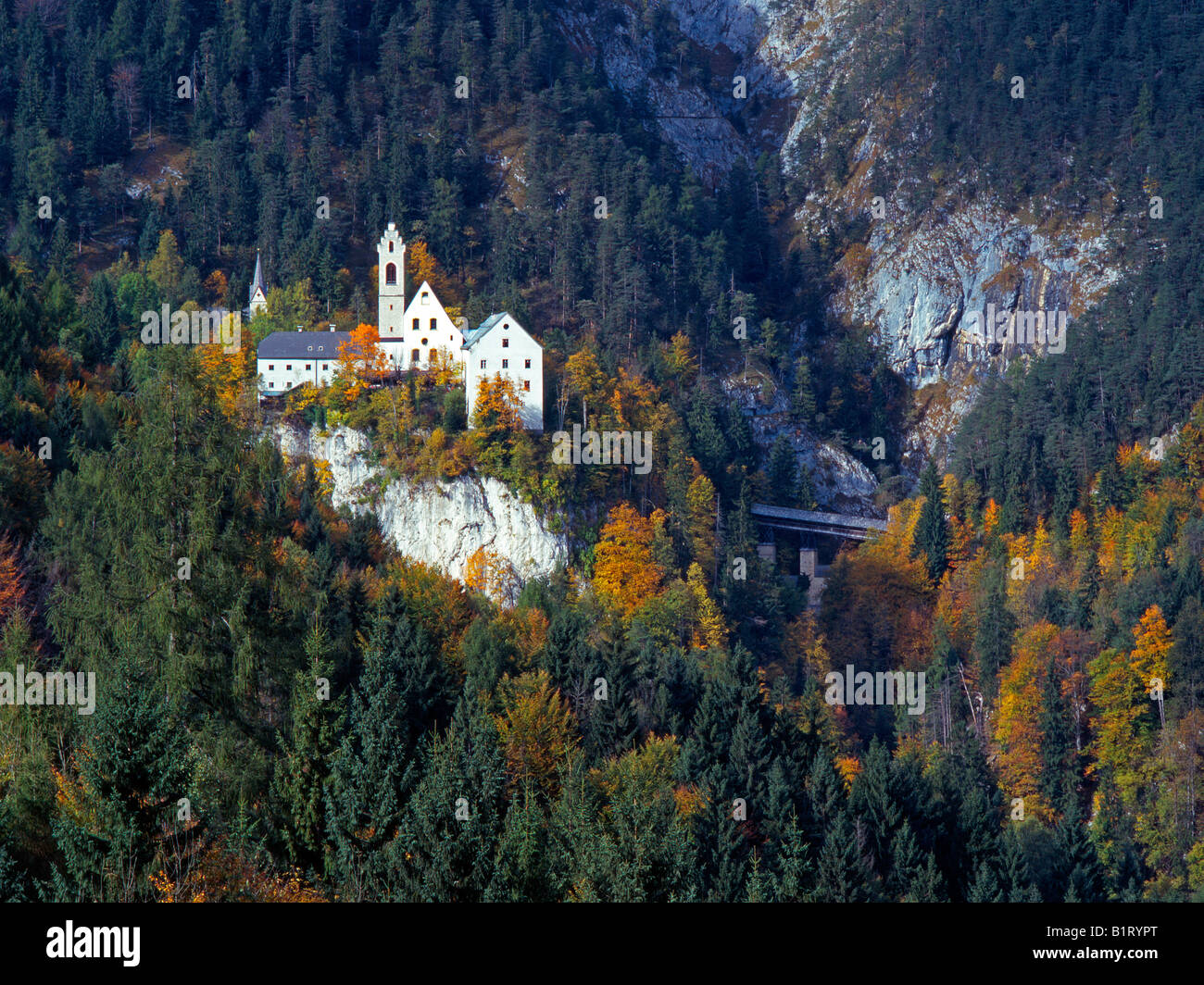 San Georgenberg Abbey, Vomp, Tirolo, Austria, Europa Foto Stock