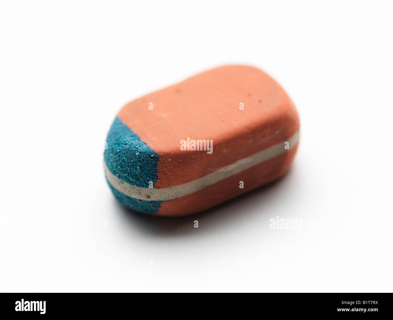 La gomma eraser cancellare articoli di cancelleria forniture per ufficio  grafite per rimuovere la matita penna a doppia faccia Foto stock - Alamy