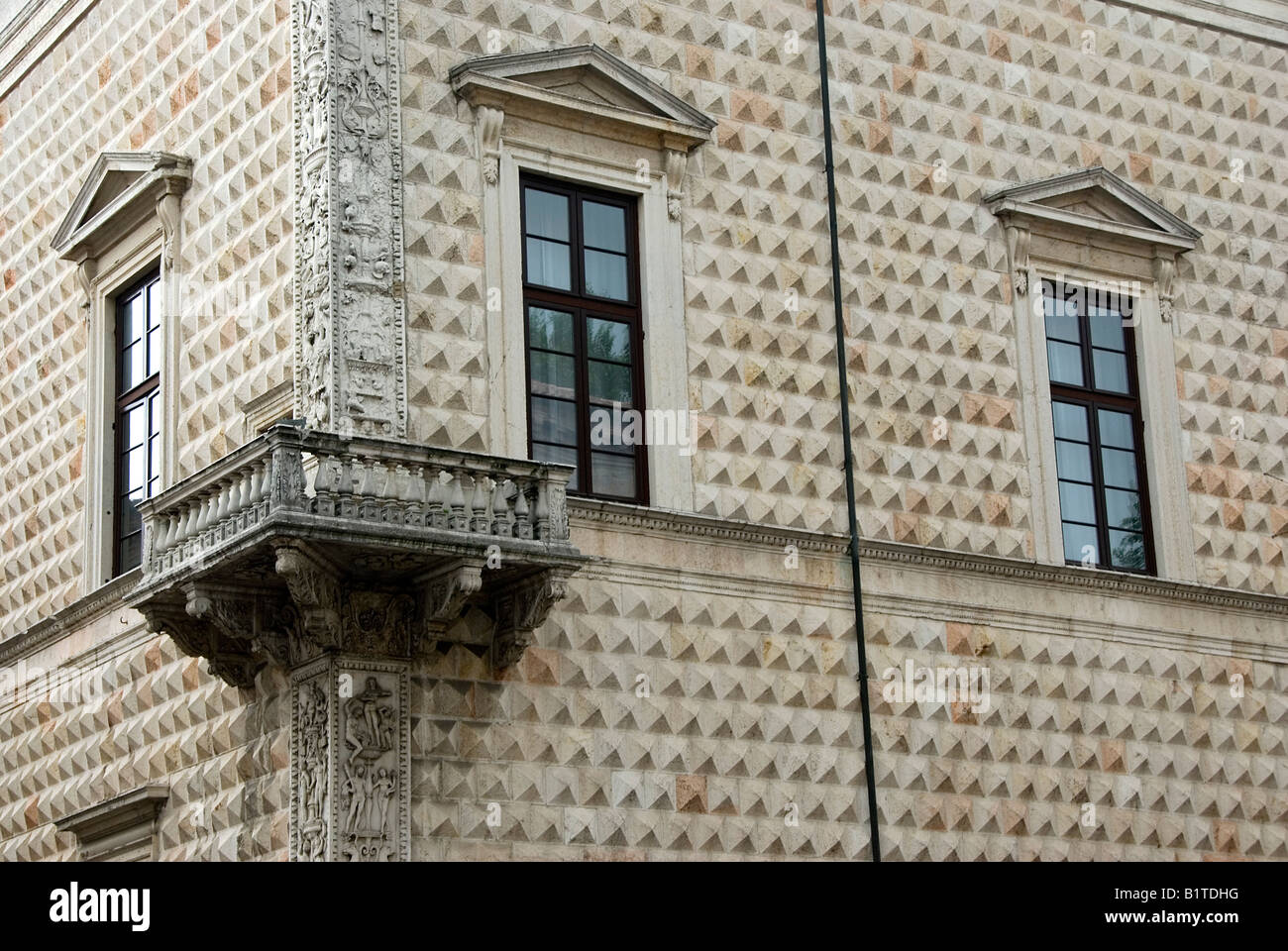 Dettagli architettonici del thr Palazzo dei Diamanti a Ferrara Italia Foto Stock