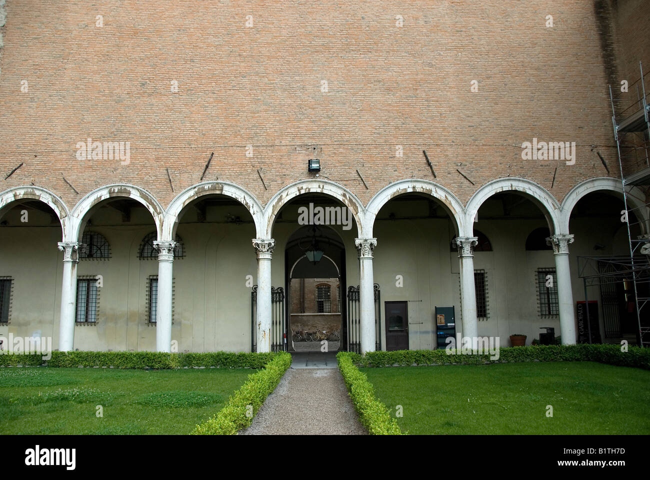 Il cortile di Palazzo dei Diamanti a Ferrara Italia Foto Stock
