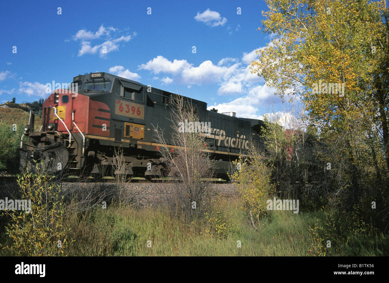 Pacifico Sud treno passa attraverso Steamboat Springs Colorado USA Foto Stock