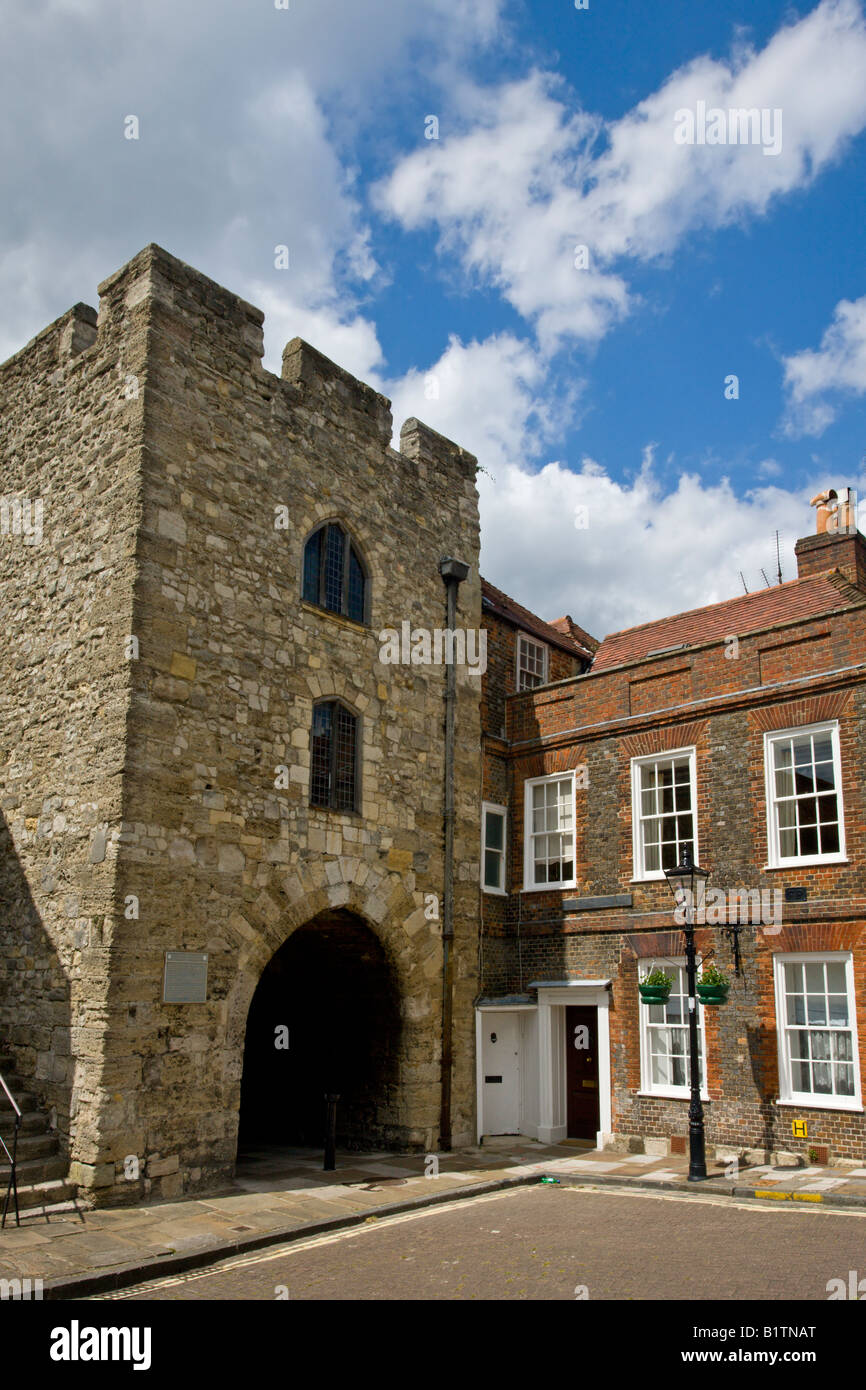 Westgate medievale fa parte di Southamptons antica città murata, England, Regno Unito Foto Stock