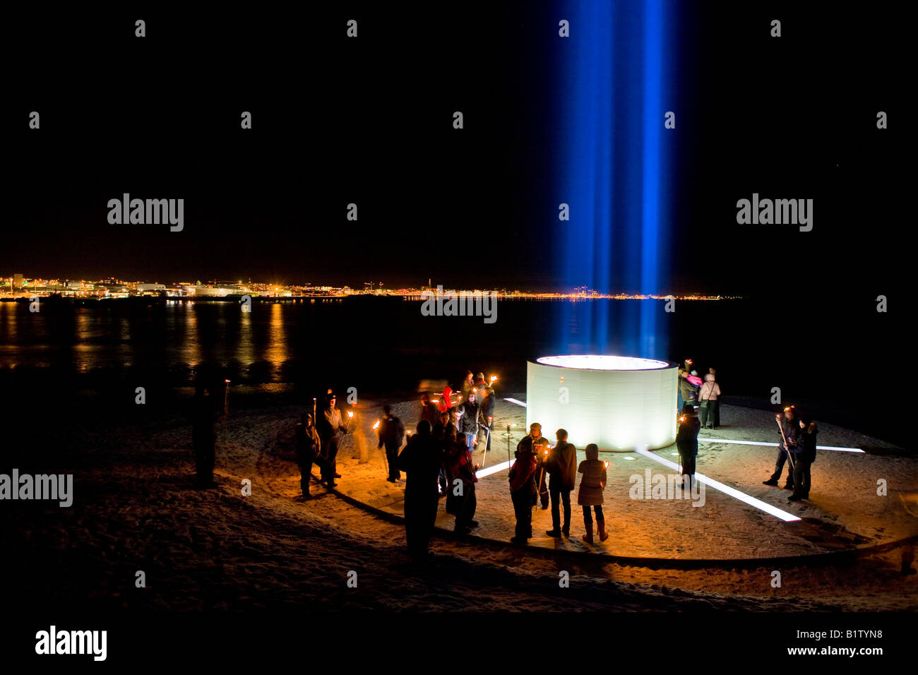 L'immaginare la pace torre sulla isola Videy, Reykjavik, Islanda Foto Stock