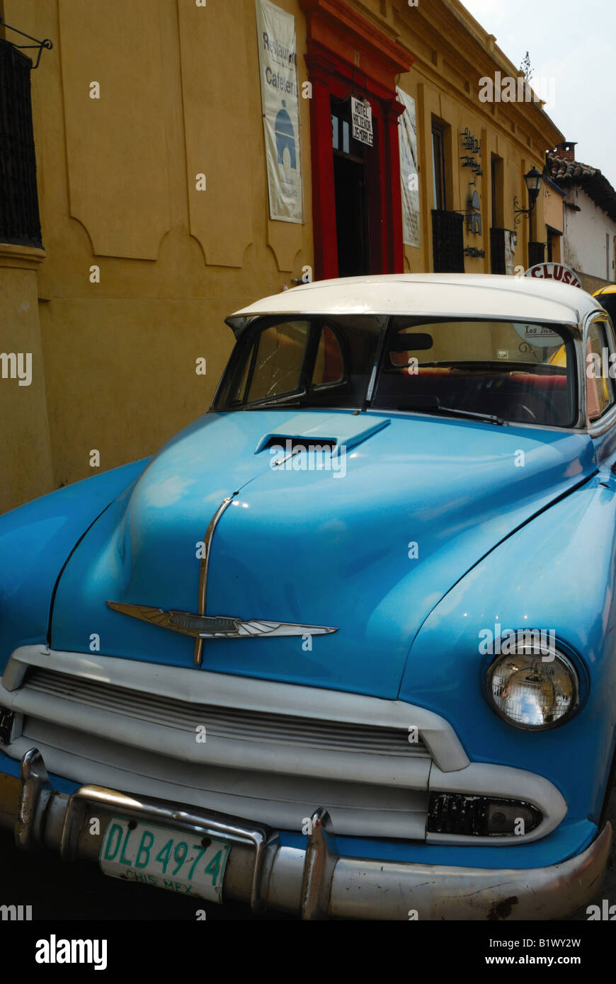 Blue Olds Mobile, San Cristobal, Messico Foto Stock