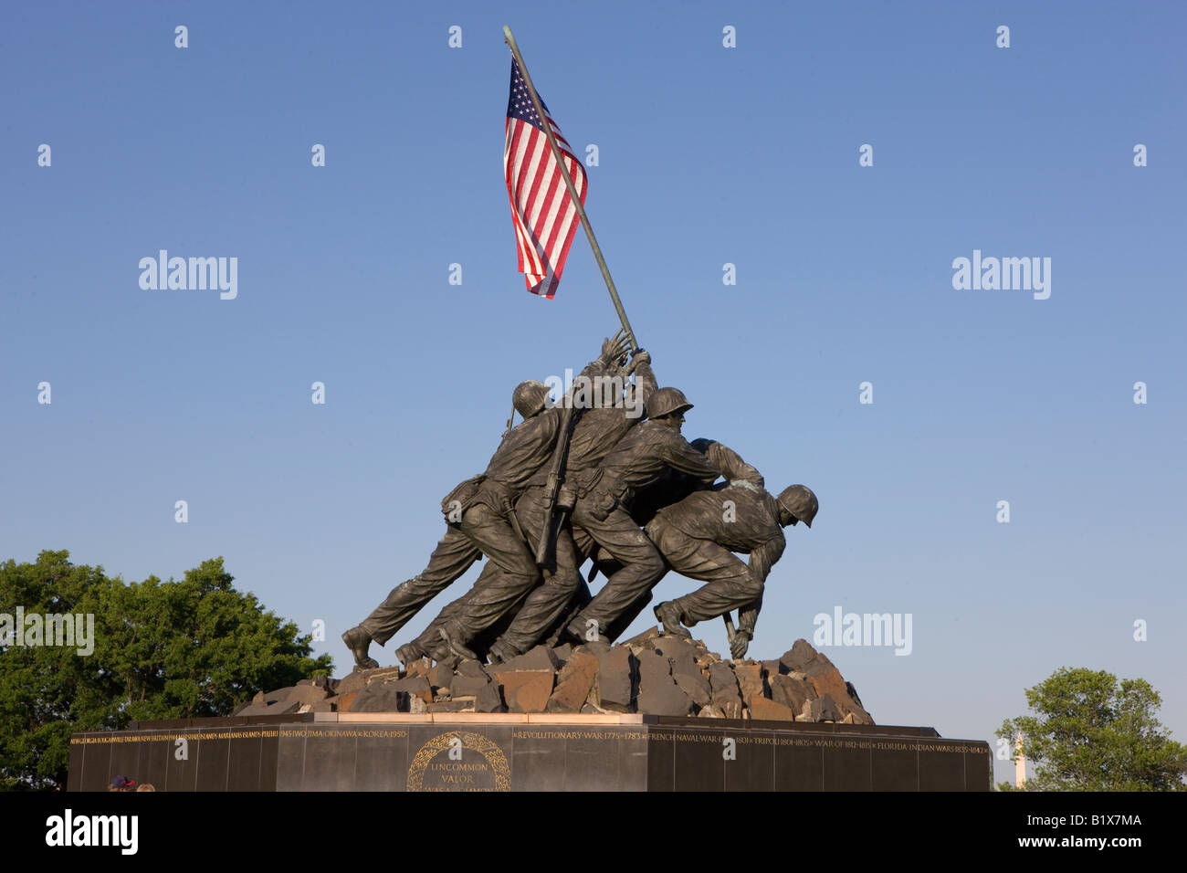 Il Marine Corps War Memorial è un sacrario militare statua situata nei pressi del Cimitero di Arlington Arlington Virginia STATI UNITI D'AMERICA Foto Stock
