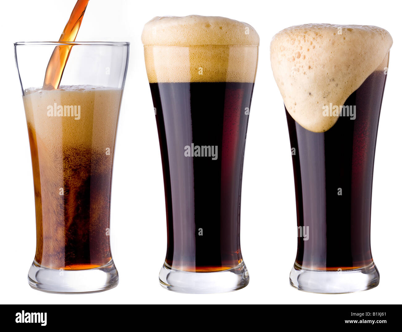 Colata di birra scura Foto Stock