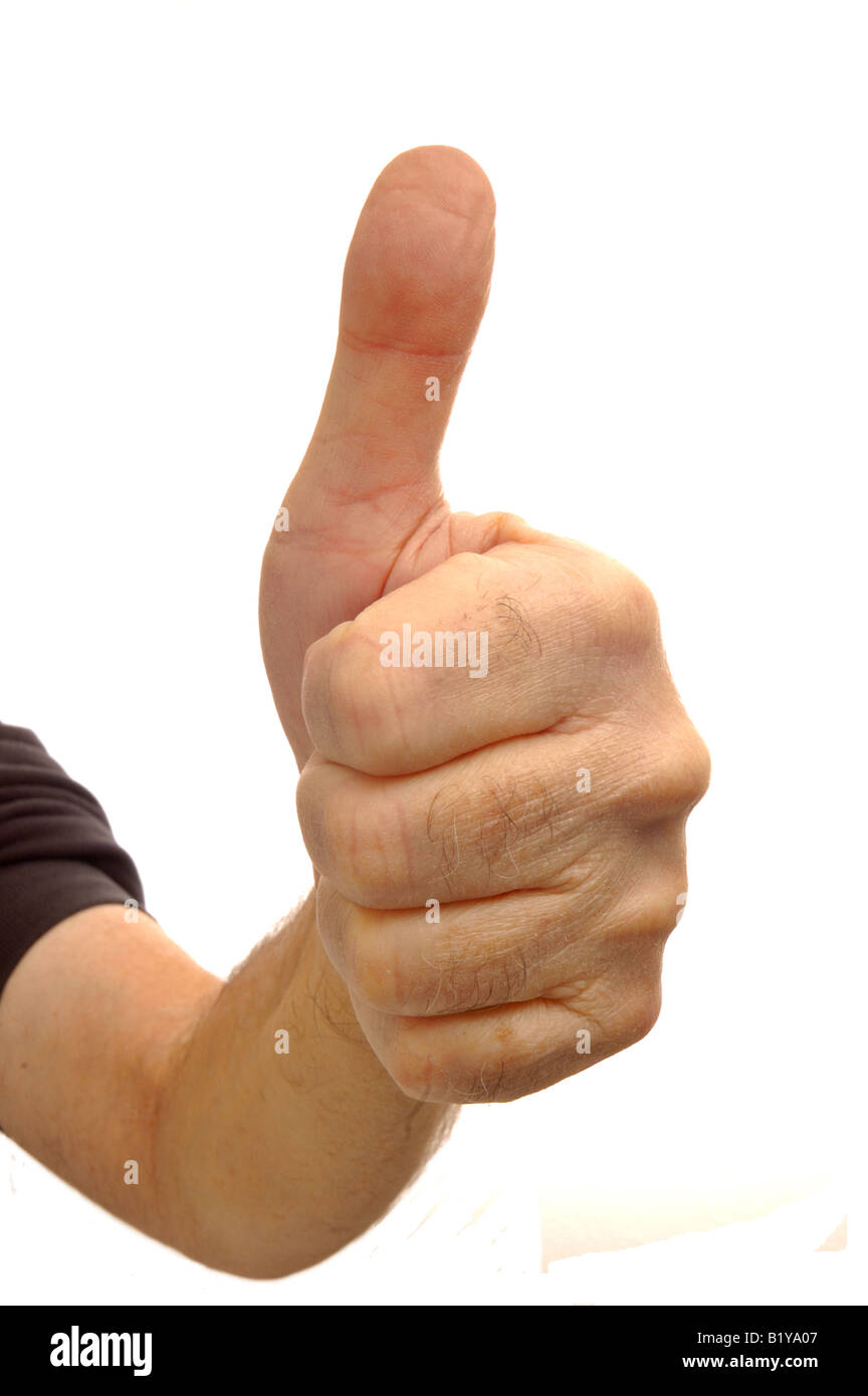 Thumbs up! Ampio angolo, distorto, la vista di un uomo dando il pollice in alto segno, isolato su bianco Foto Stock