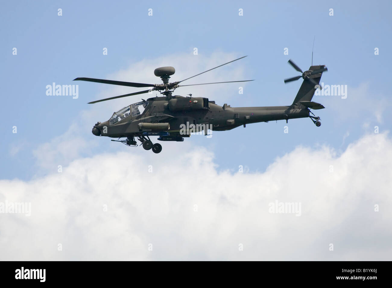 Un esercito Britsh assualt Apache elicottero di attacco Foto Stock