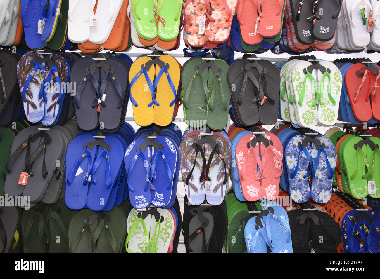 Il flip flop per vendita a display. Foto di Willy Matheisl Foto Stock