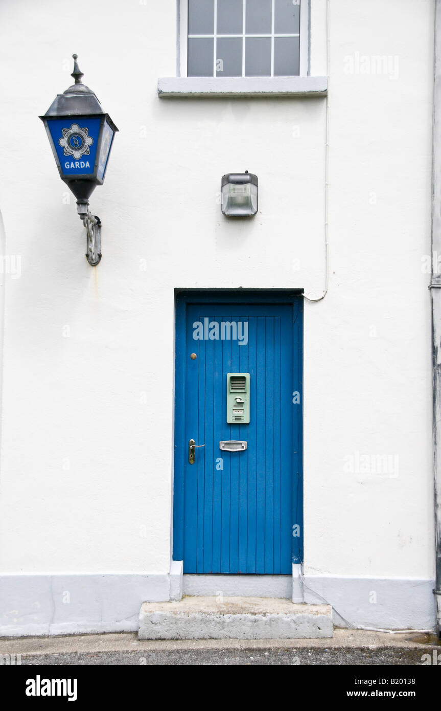 Garda Siochana Stazione - porta anteriore Foto Stock