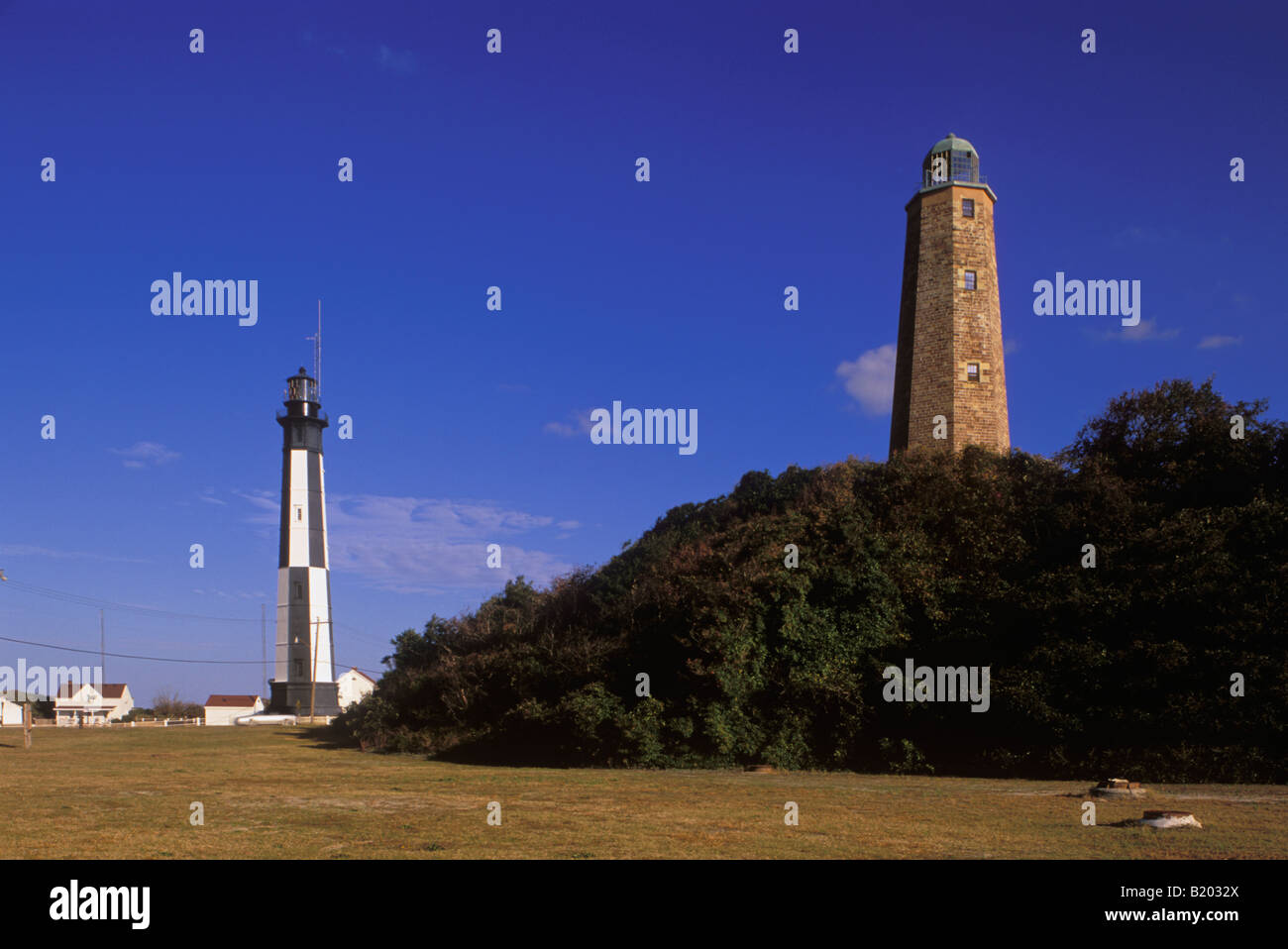 Il vecchio e il nuovo Capo Henry fari a Fort Story Virginia Beach Virginia Foto Stock