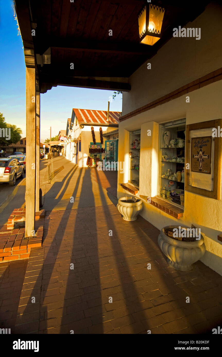 Negozi nel centro storico quartiere storico di vendita articoli sudoccidentale di Albuquerque nel New Mexico Foto Stock