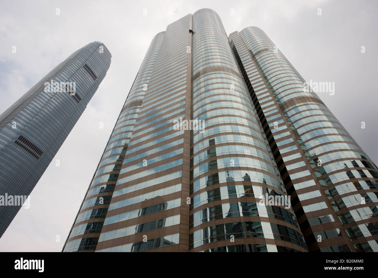 Stock Exchange a uno e due Exchange Square e la IFC2 International Finance Centre due Hong Kong Cina Foto Stock