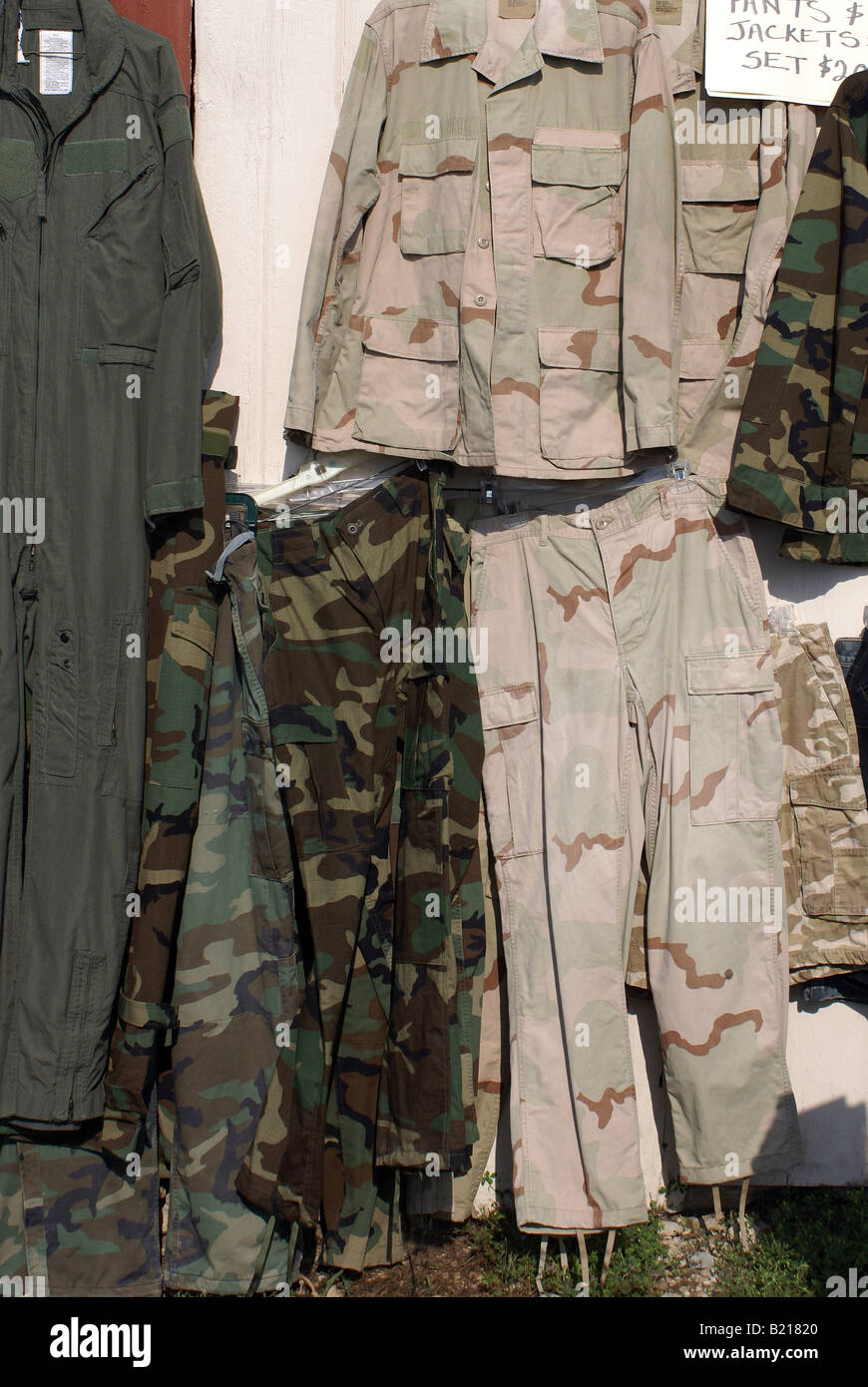 Abbigliamento camouflage Foto Stock