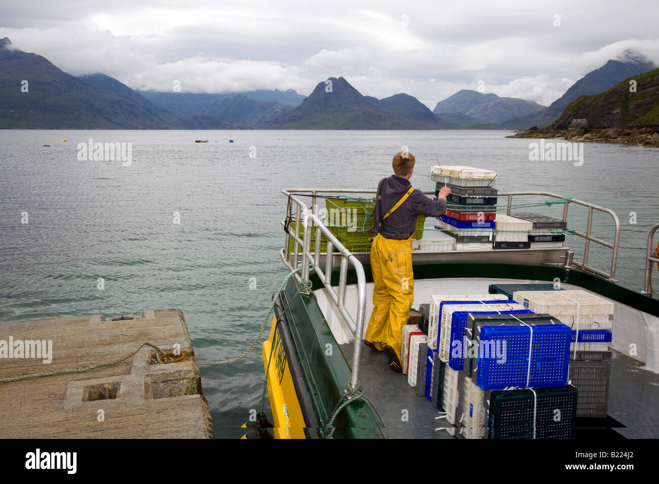 Dublin Bay gamberi, scampi o Scottish Shrimp barca da pesca, Loch Scavaig, Elgol & Cuillin montagne, Isola di Skye, Scozia uk Foto Stock