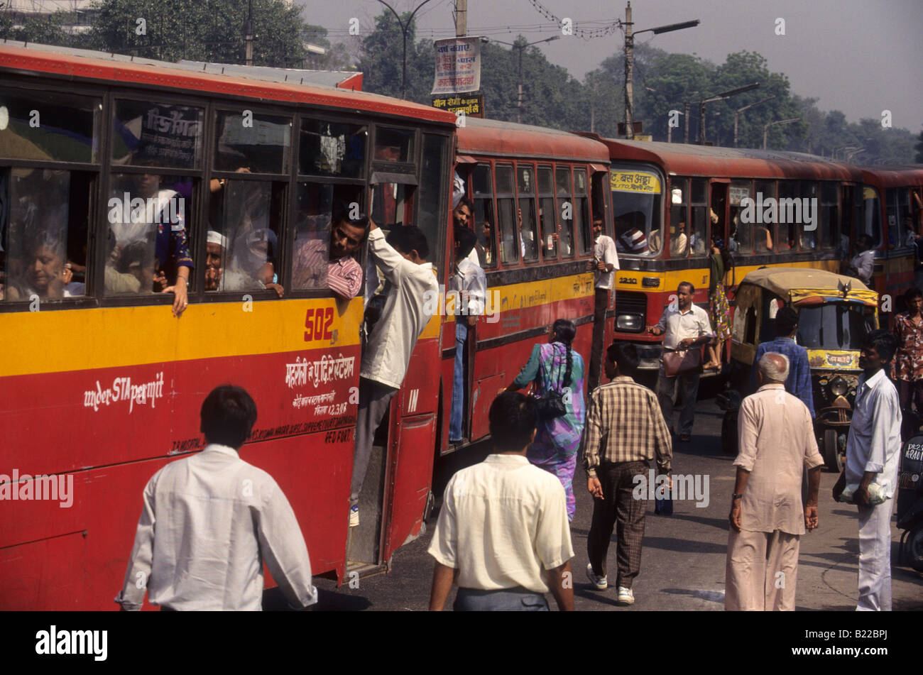 Scheda indiani autobus pubblici in quanto la testa di lavoro. Foto Stock