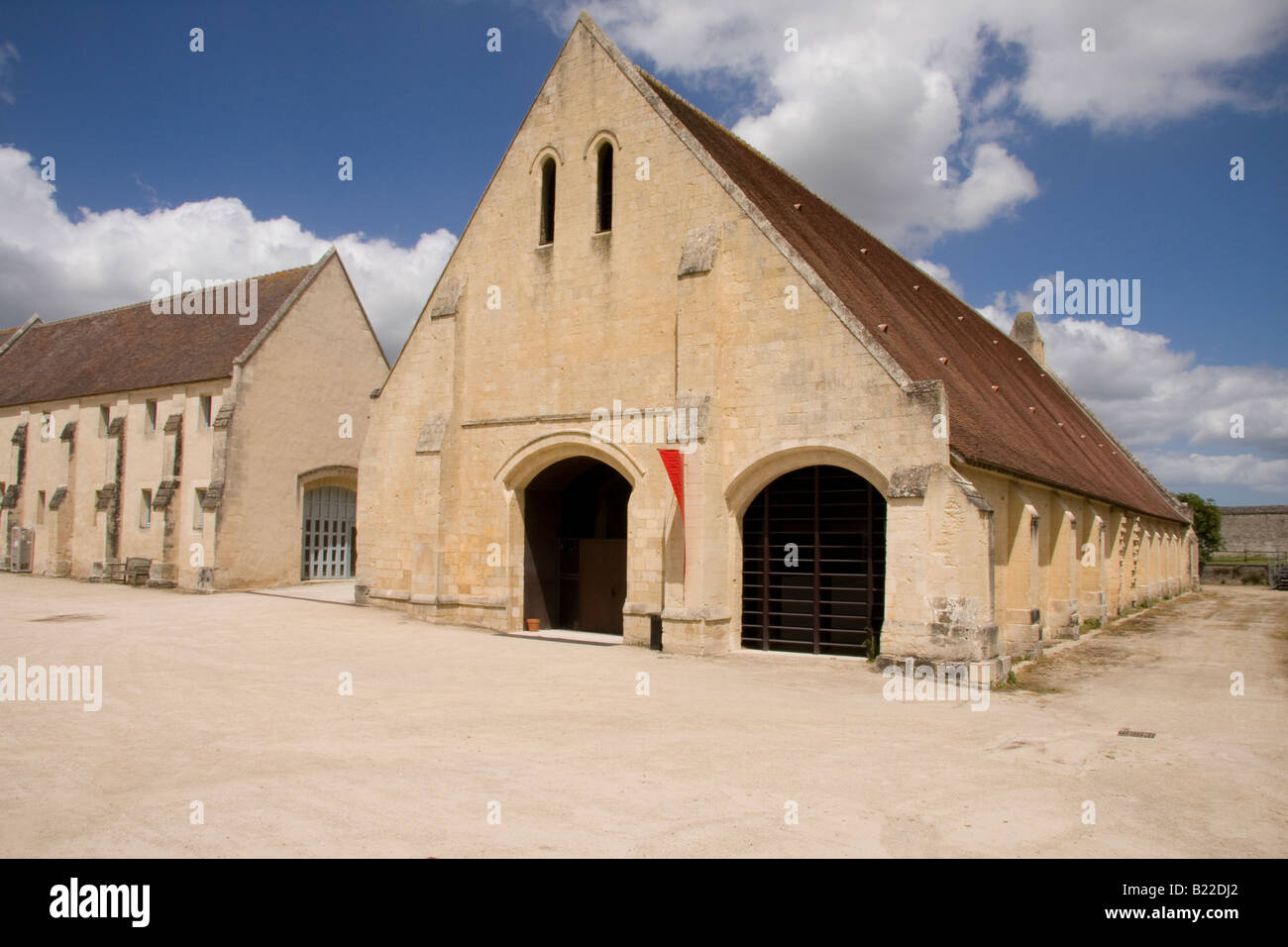 Sala Tithe Barn a Abbaye d'Ardenne vicino a Caen Foto Stock