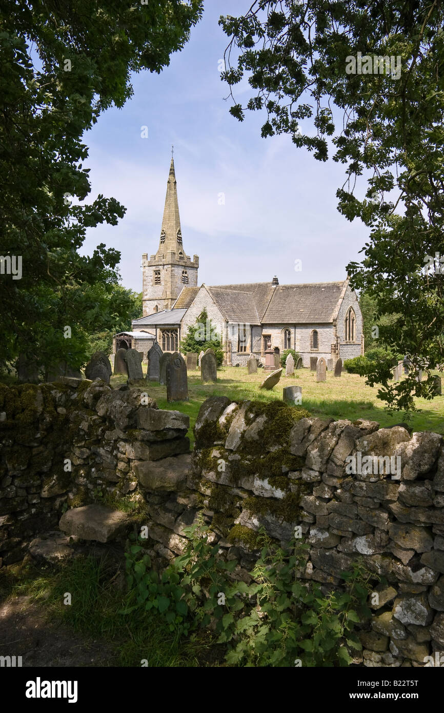 St Leonard Chiesa, Monyash, Parco Nazionale di Peak District, Derbyshire, Inghilterra Foto Stock