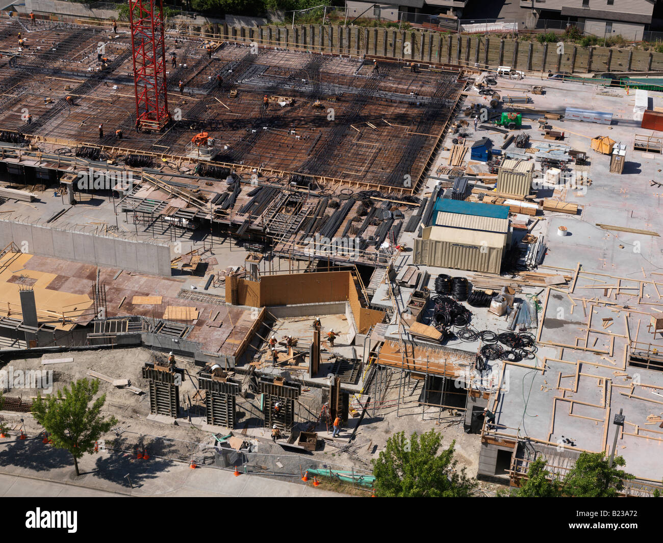 Costruzione di un muti-sotry costruzione di negozi e appartamenti nel centro di Bellevue un sobborgo di Seattle Washington Foto Stock